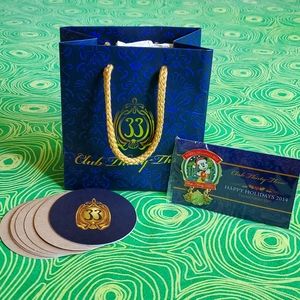 Disney Club 33 Limited Edition Members Only Christmas Pin 2014 NWOT